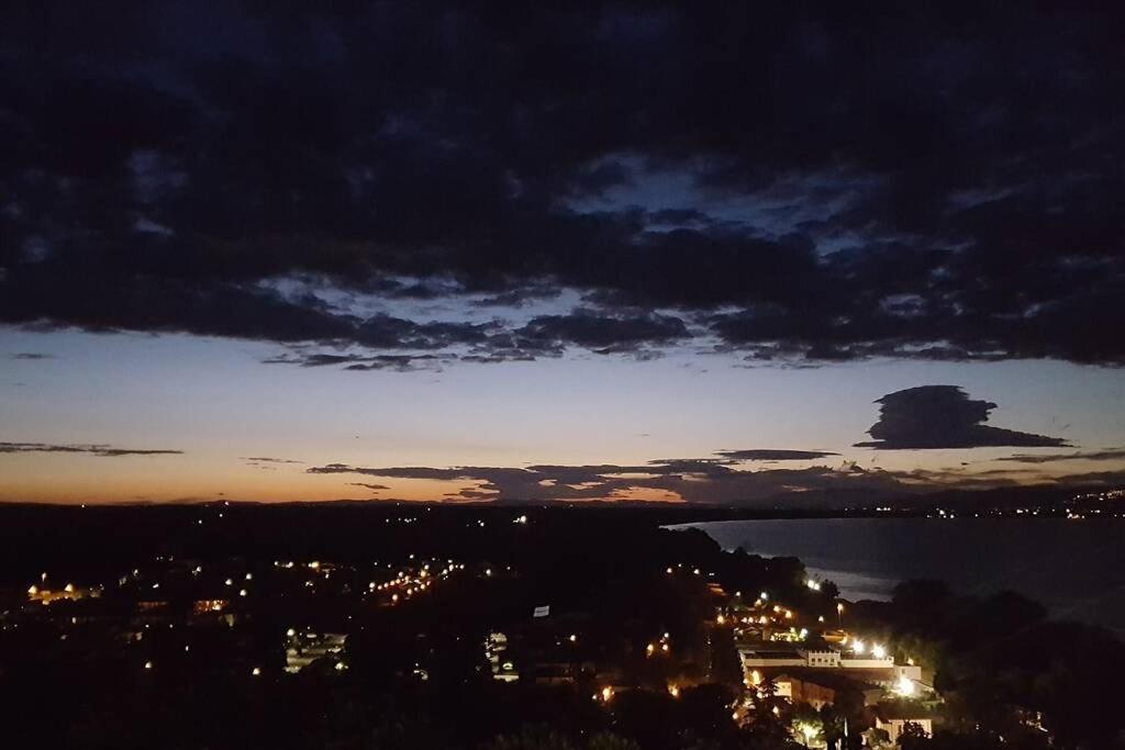 Bellavista La Tua Romantica Vacanza Sul Trasimeno Daire Castiglione del Lago Dış mekan fotoğraf