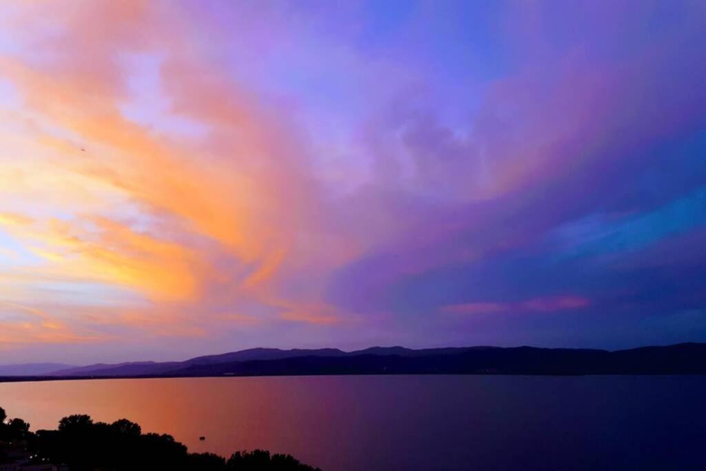 Bellavista La Tua Romantica Vacanza Sul Trasimeno Daire Castiglione del Lago Dış mekan fotoğraf